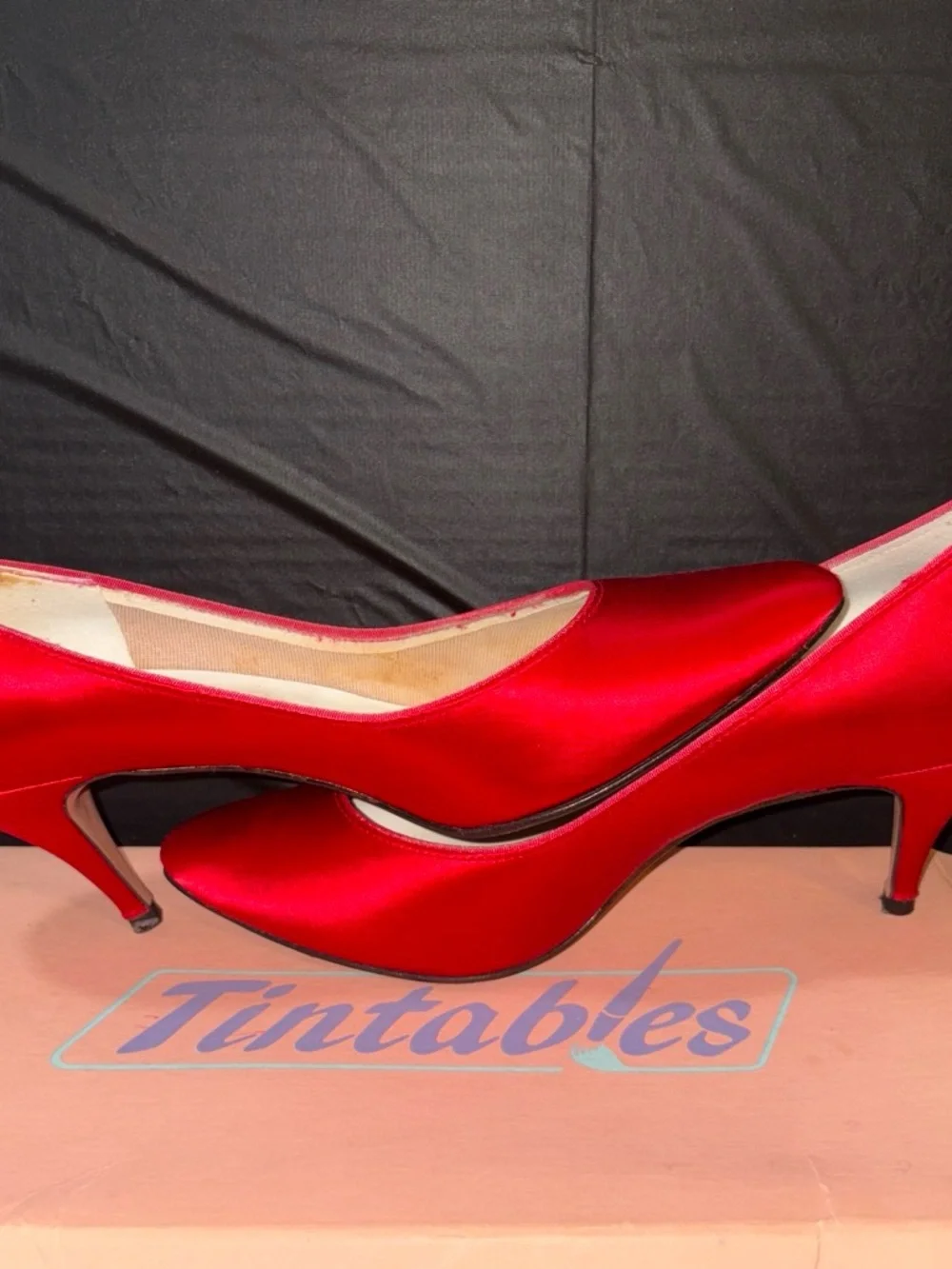 Vintage Red Satin Women's Mid Heel Pumps